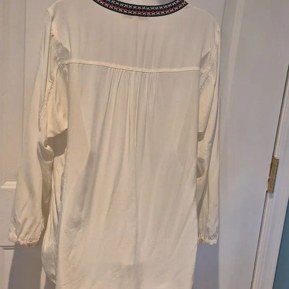 Daniel Rainn Cream Embroidered Tunic Blouse size L - Picture 5 of 7